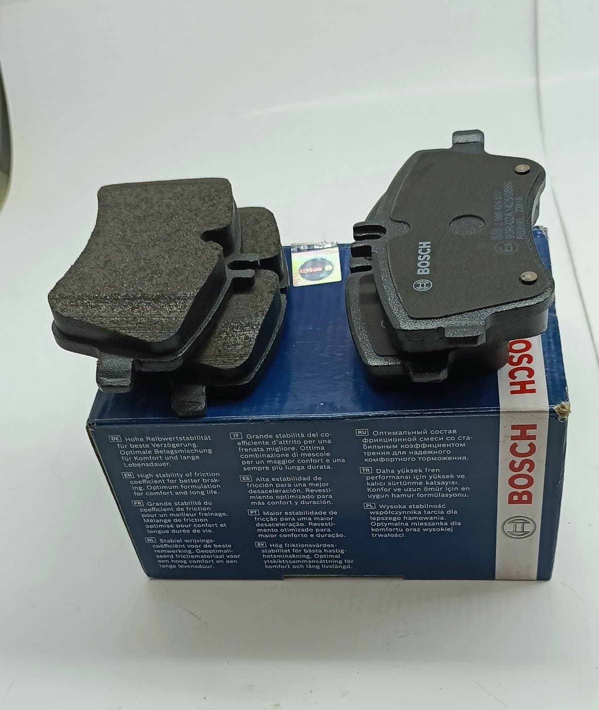 0986424517  Front Brake Pads Set for Mercedes-Benz W203 - Image 4