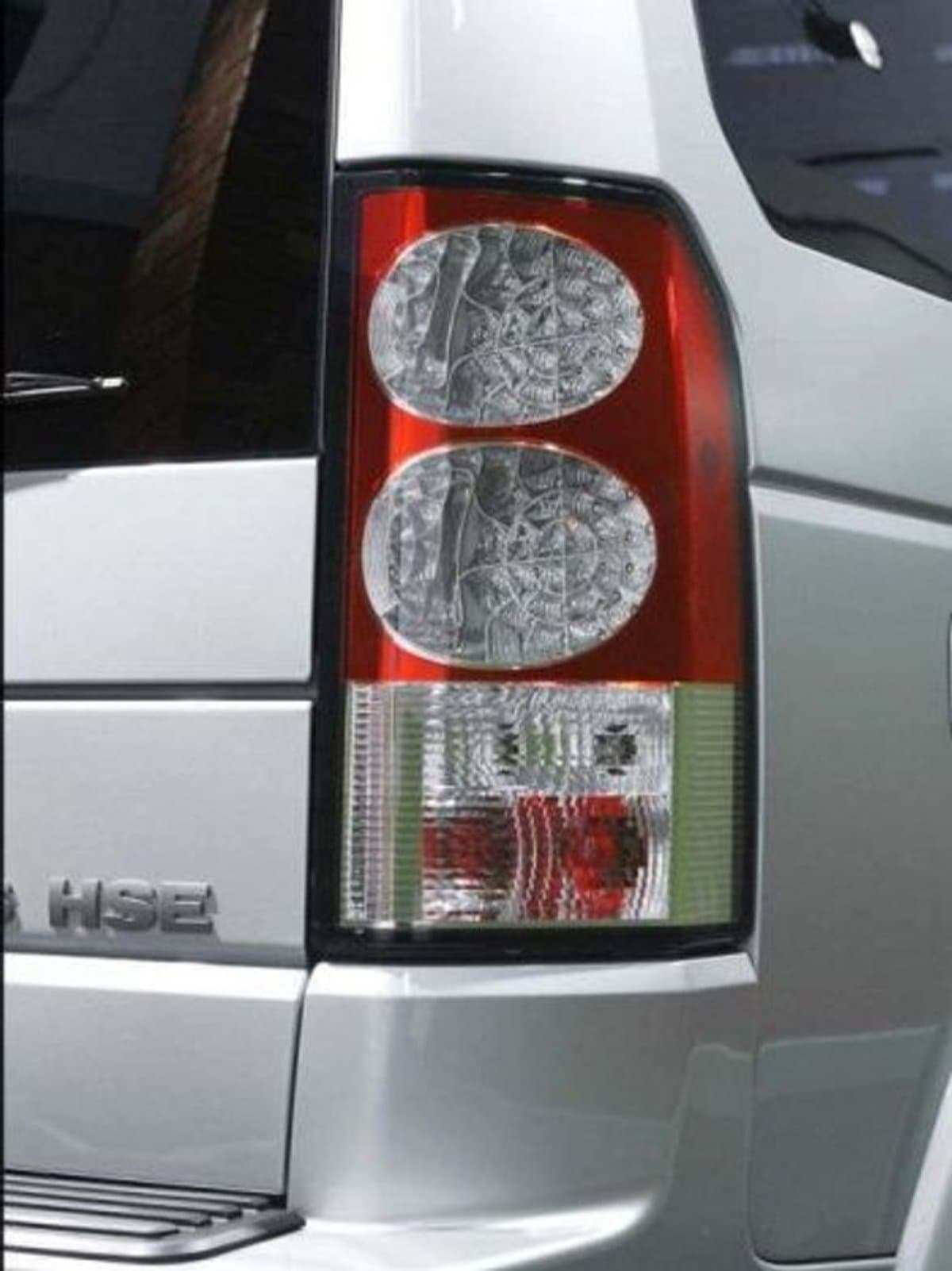 Land Rover Discovery 4 Rear LED Tail Light – Right Hand (RH) – LR162961